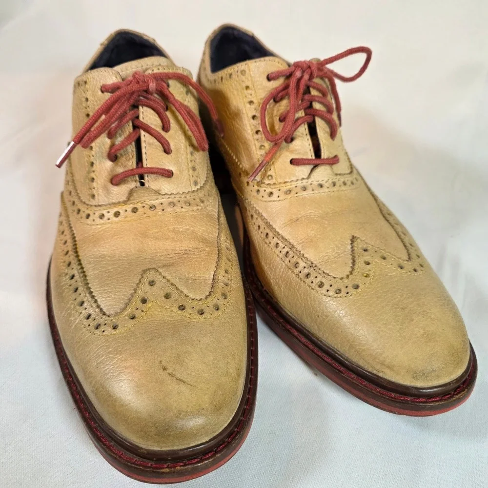 COLE HAAN Men's 10.5M Colton Winter Wingtip Oxford Summer Khaki Leather